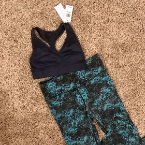 NWT carbon 38 alala navy blue seamless support bra Sports Bra Medium